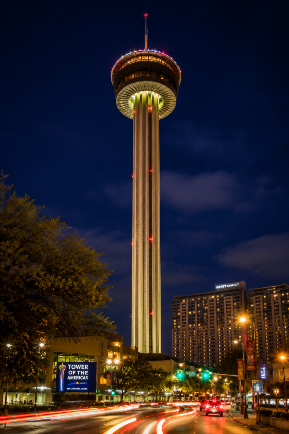 Tower of the Americas at night